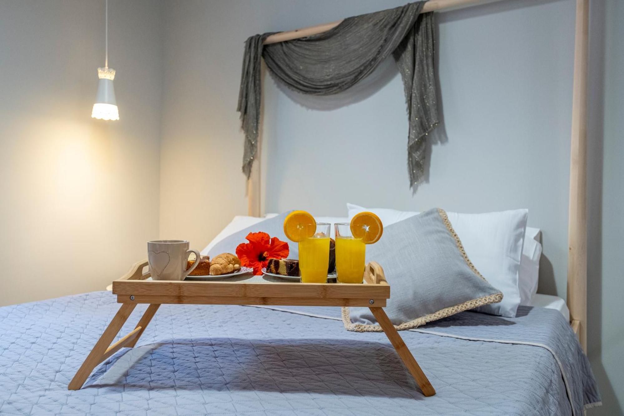 Oasis Home Tolón Eksteriør bilde